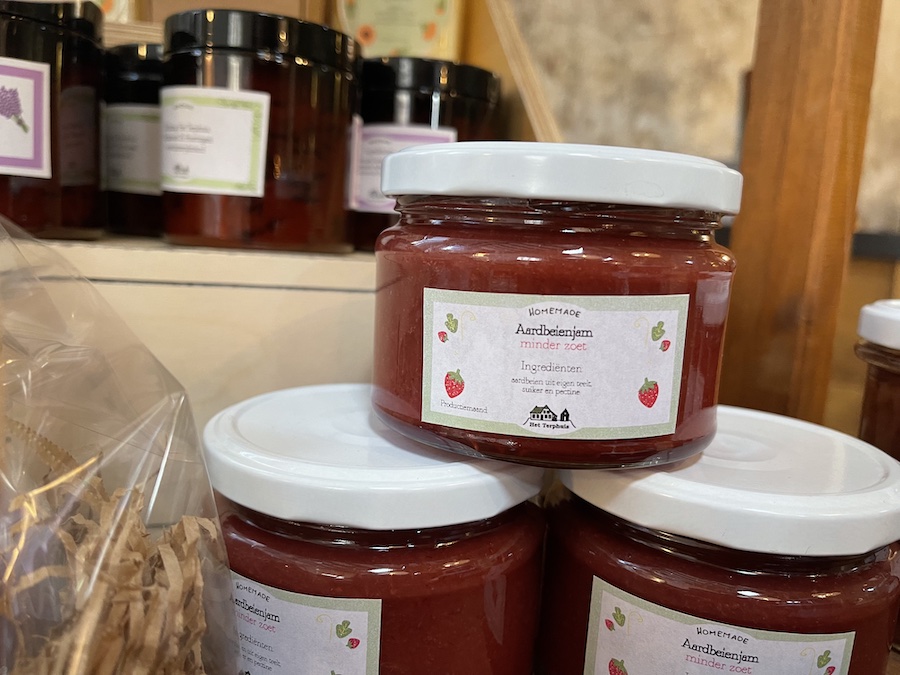 Aardbeienjam kopen bij Stichting Het Terphuis